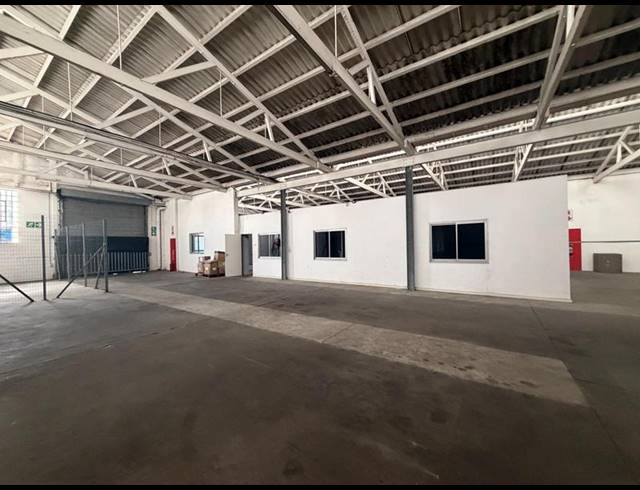 INDUSTRIAL PROPERTY TO RENT IN NORTH END